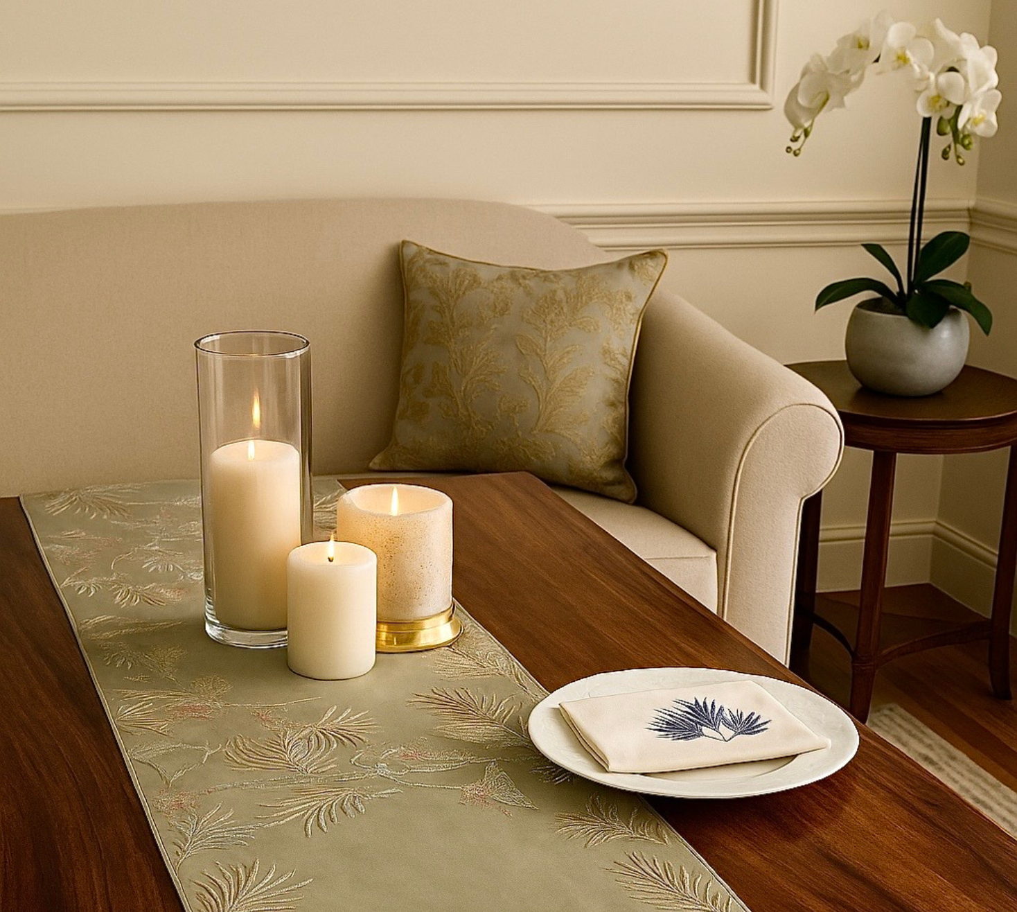 Leaves Of Paradise Table Runner SET