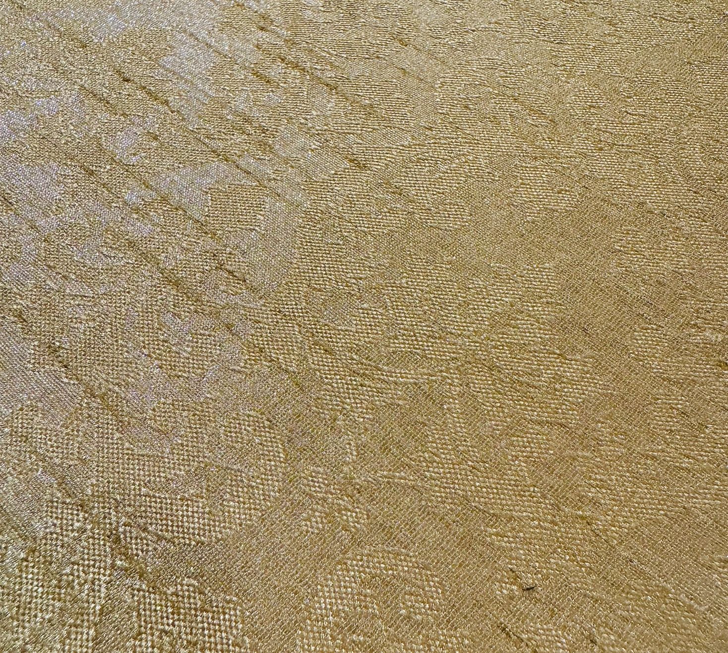 Embossed grace in gold self Jaquard placemats