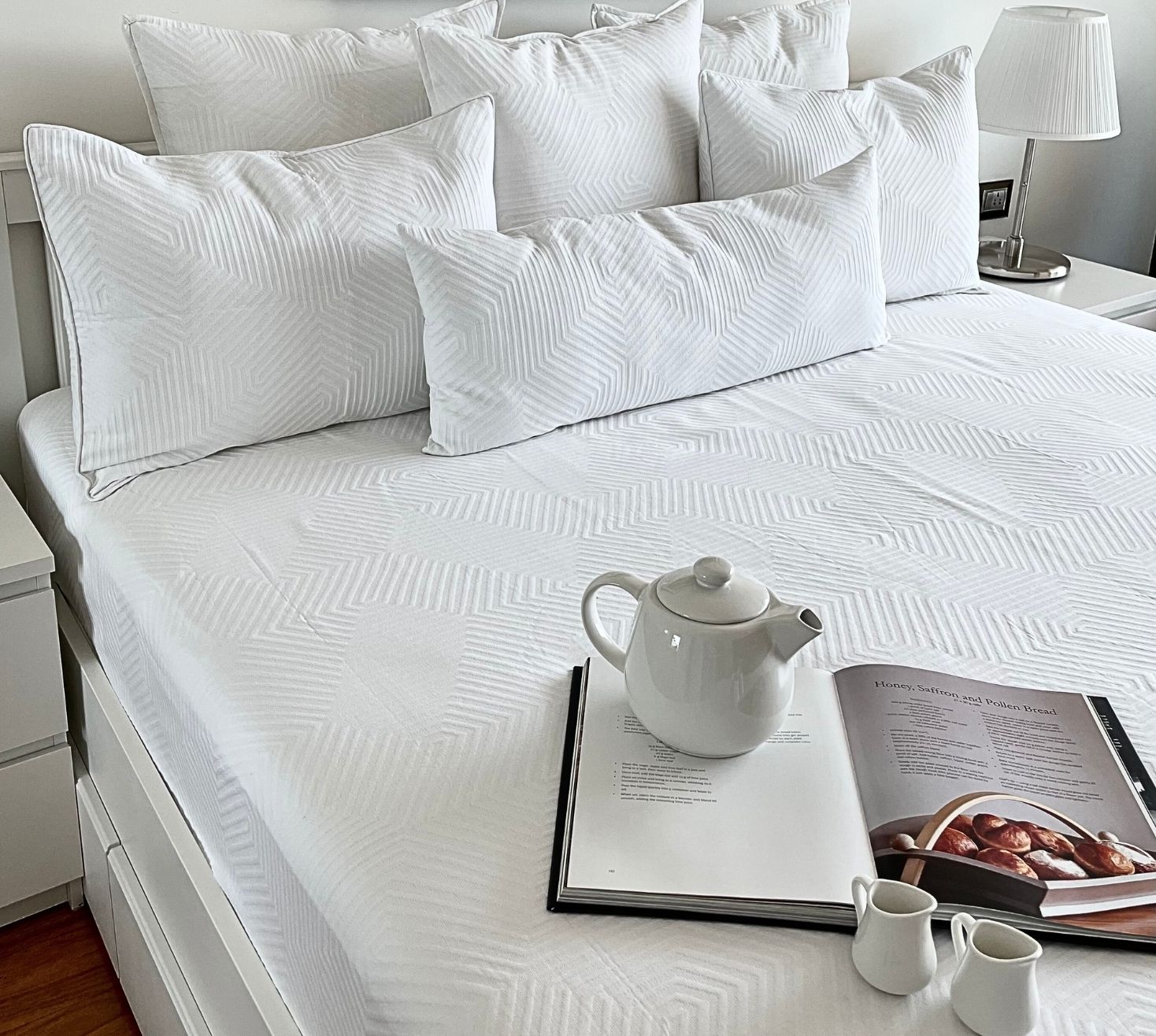 Abstract Linear Self Jaquard Bedspread