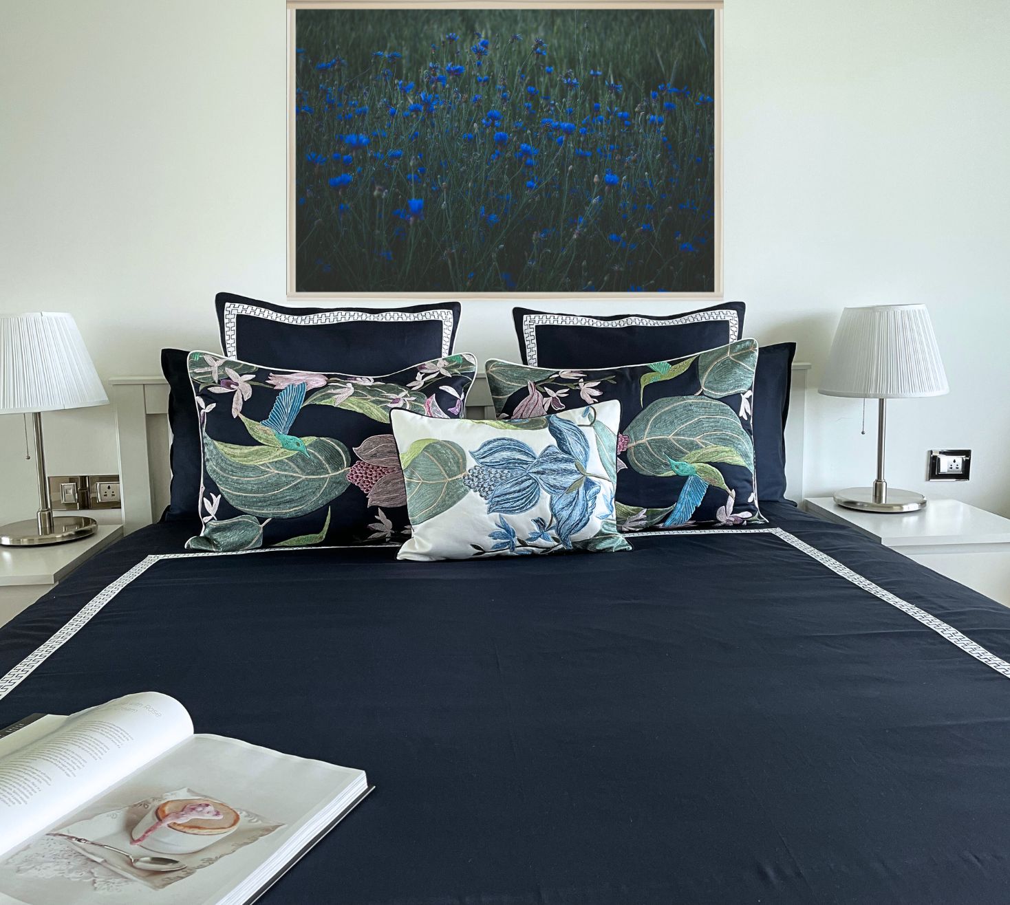 The dancing bird duvet bed spread