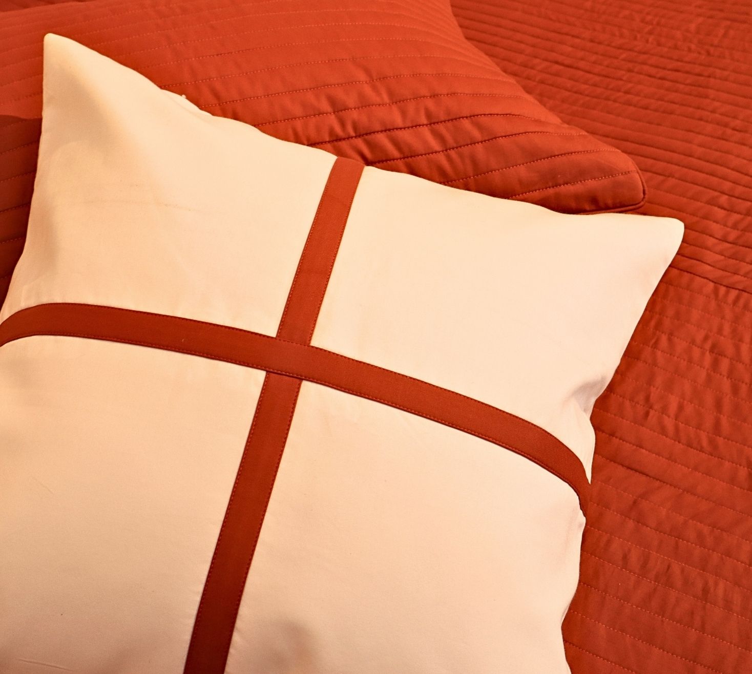 The Rustic Charm Vertical Patterned Quilted Bedspread