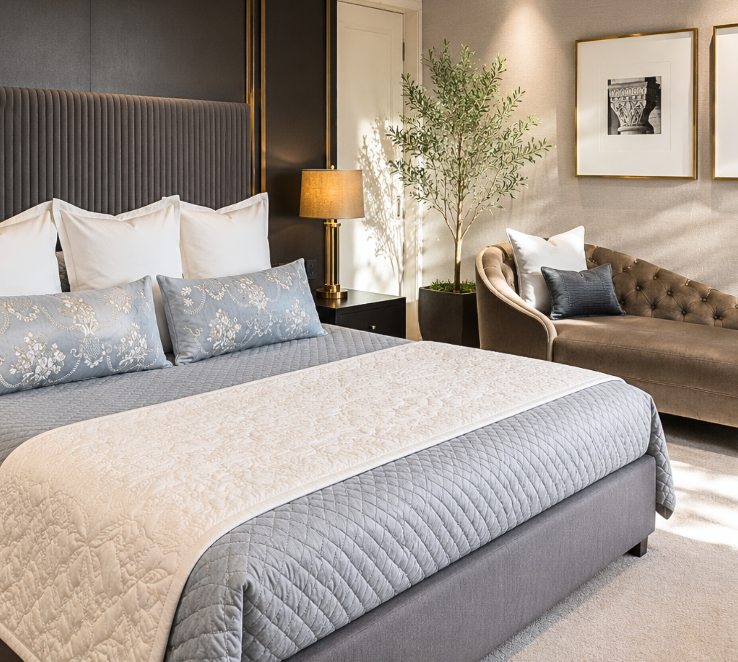 The Botanical grace bed runner